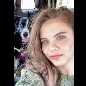 Meet your Posher, Natalie